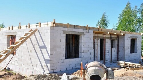 Кладка стен из газосиликатных блоков в Логойске